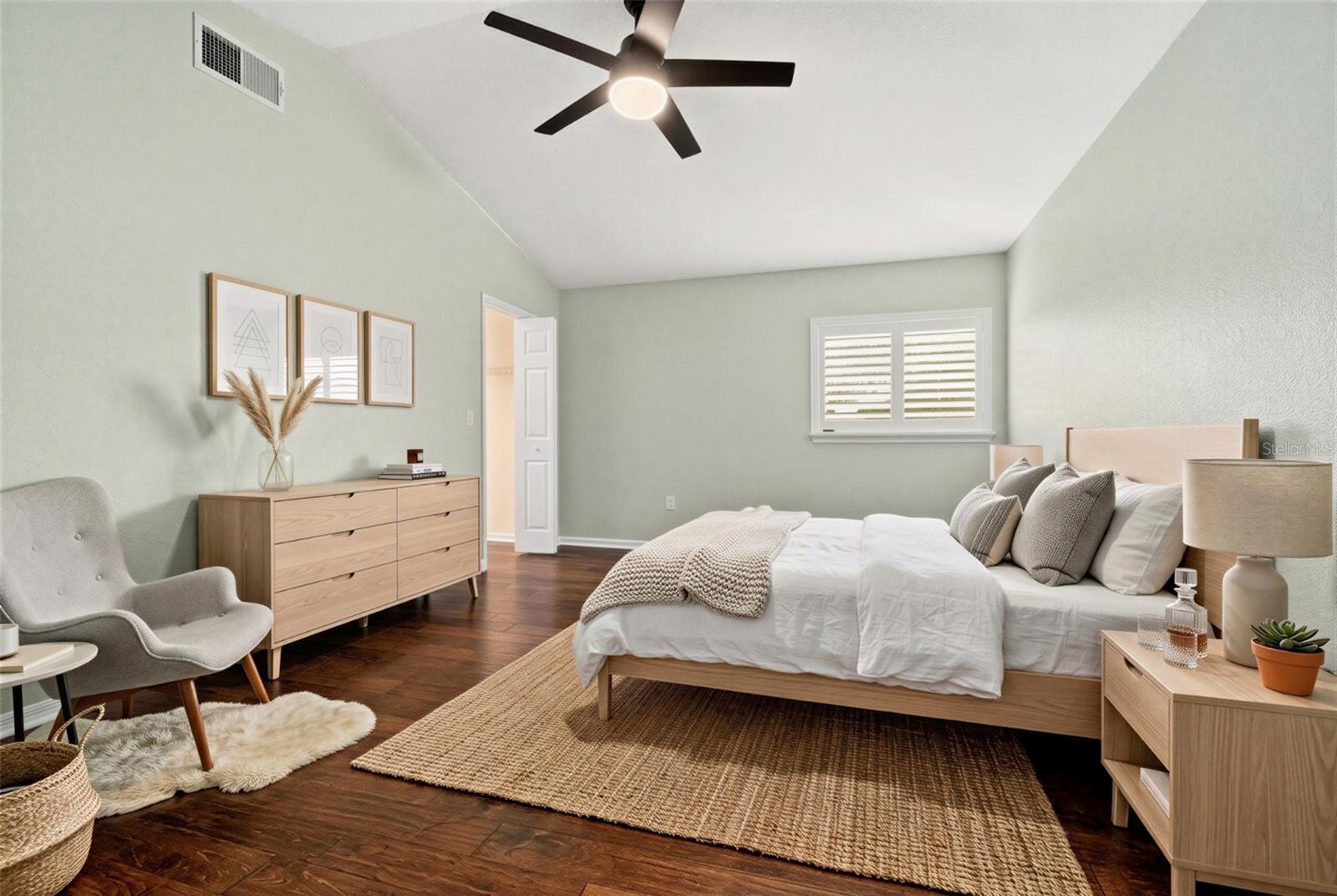 15713 MUIRFIELD DR — photo 30