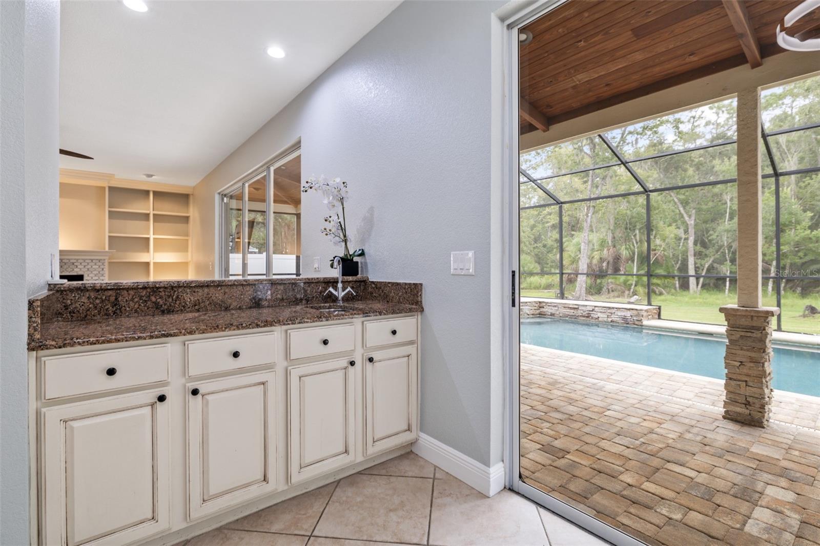 15713 MUIRFIELD DR — photo 19