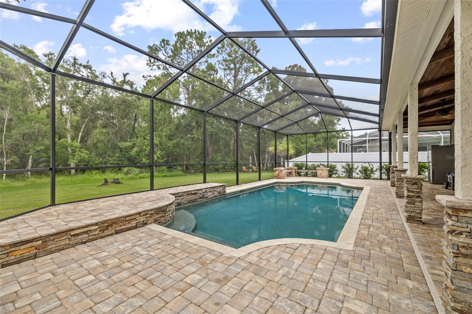 15713 MUIRFIELD DR — photo 33