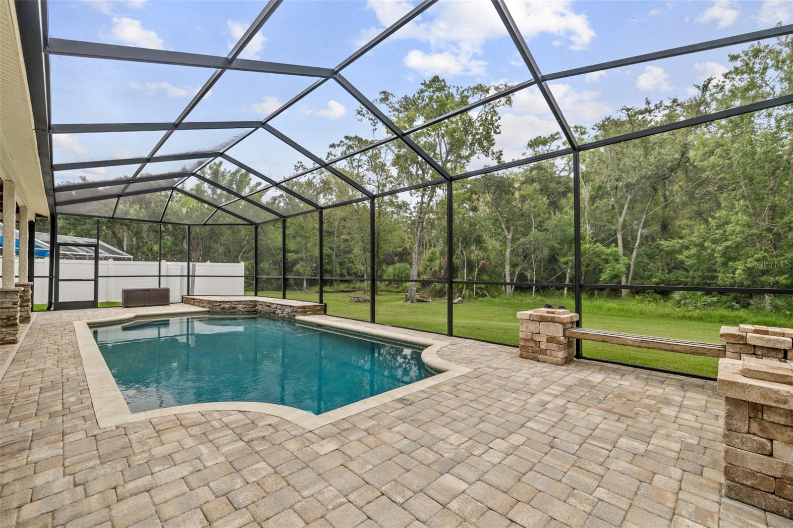 15713 MUIRFIELD DR — photo 36