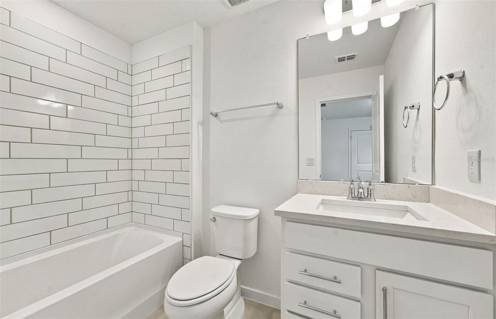 33506 BARNEBROOK DR — photo 17