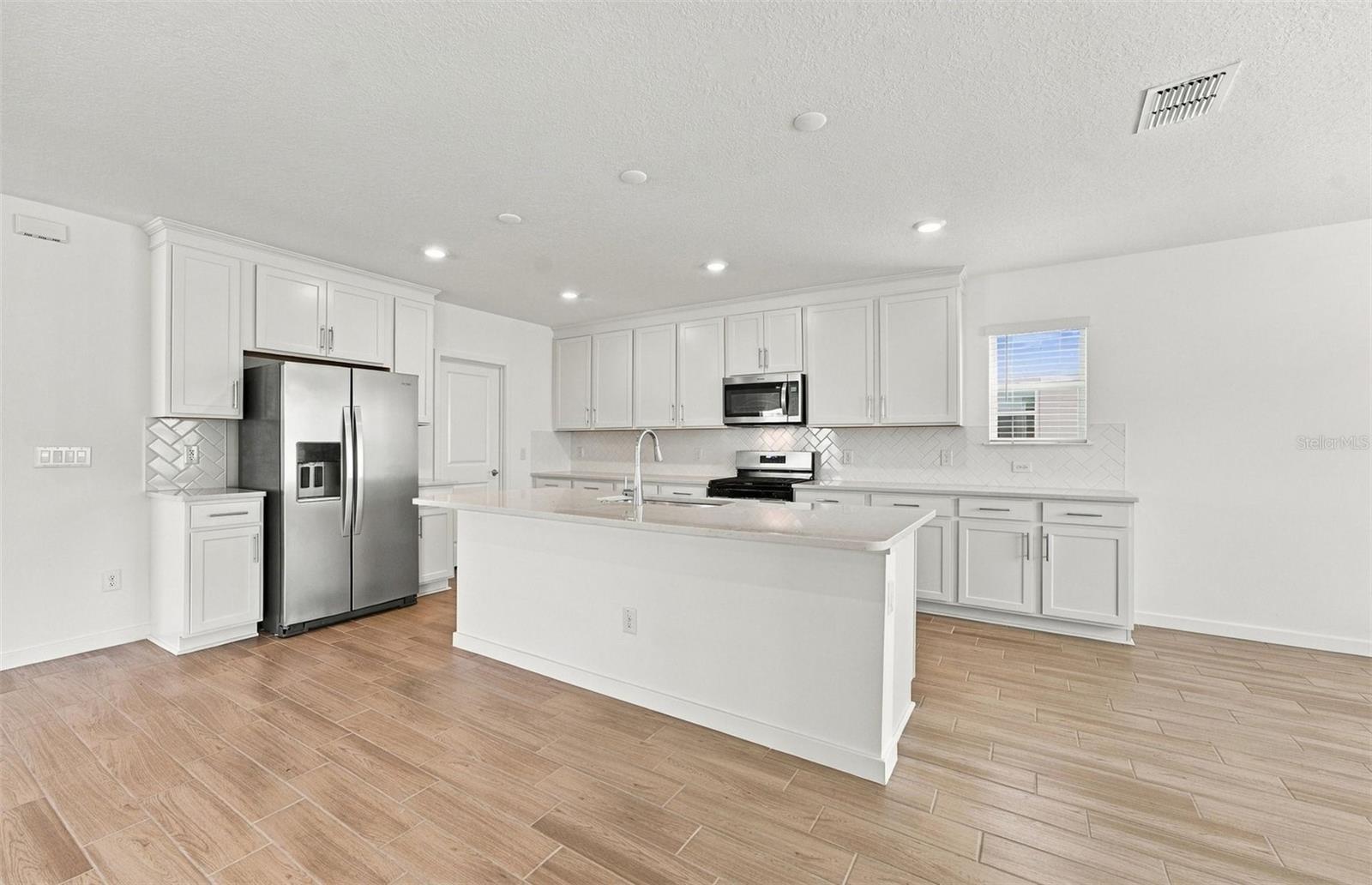 33506 BARNEBROOK DR — photo 3