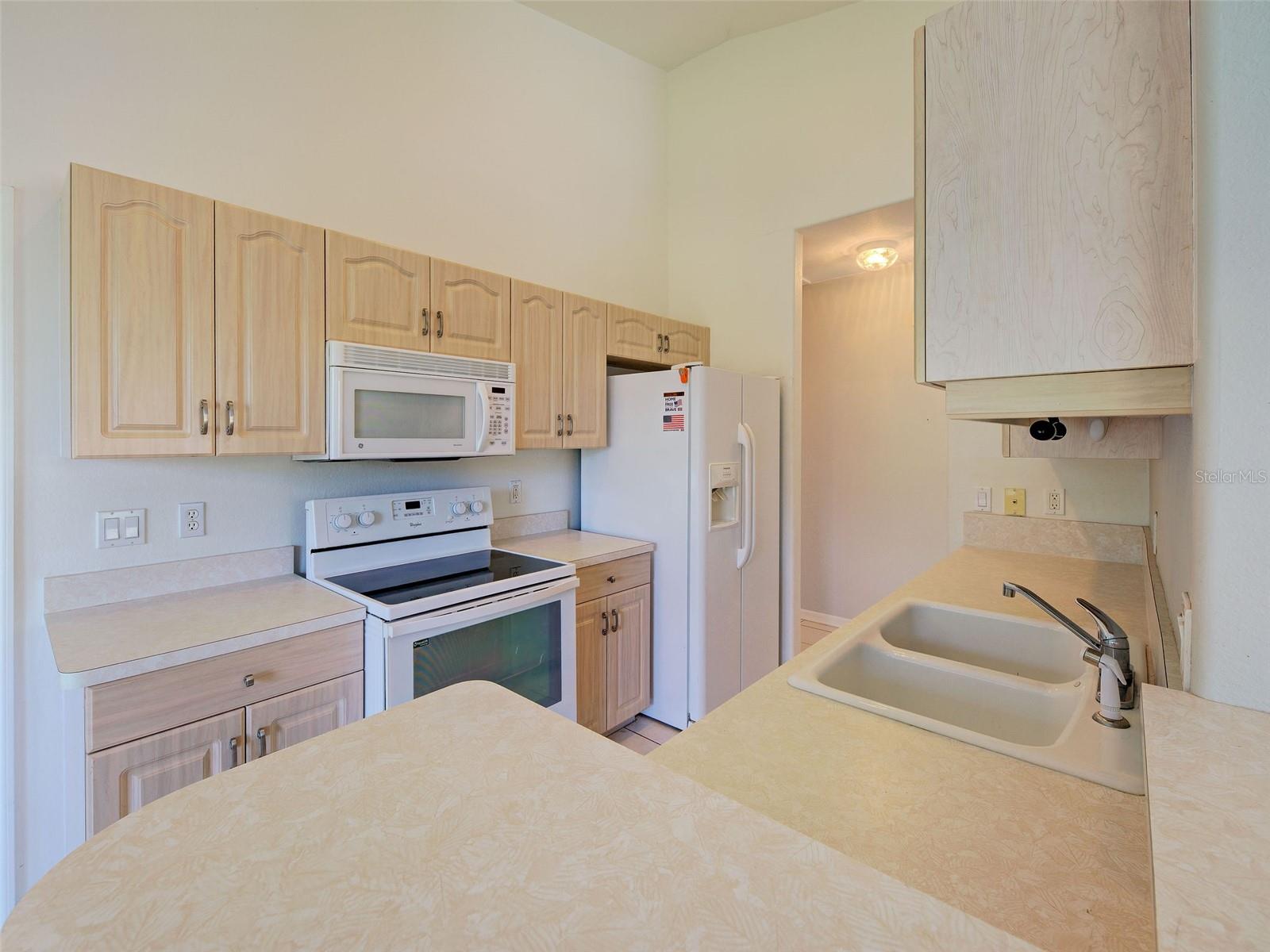4433 CORSO VENETIA BLVD #C18 — photo 18