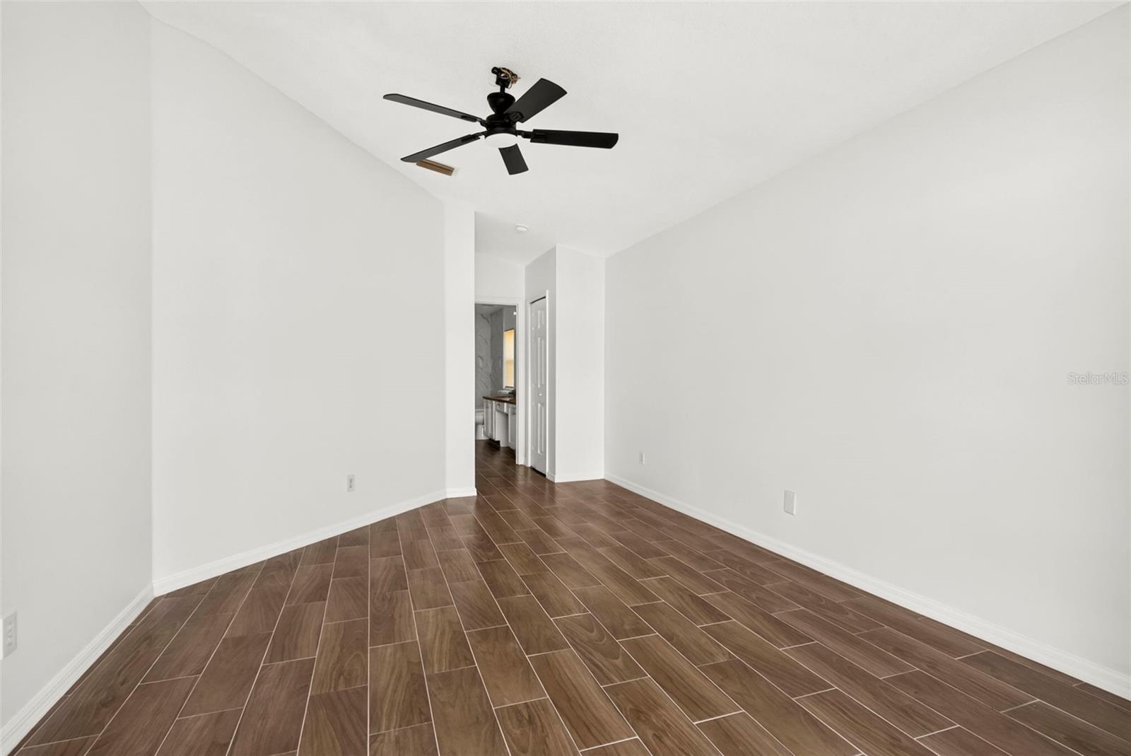 12826 LONGCREST DR — photo 22
