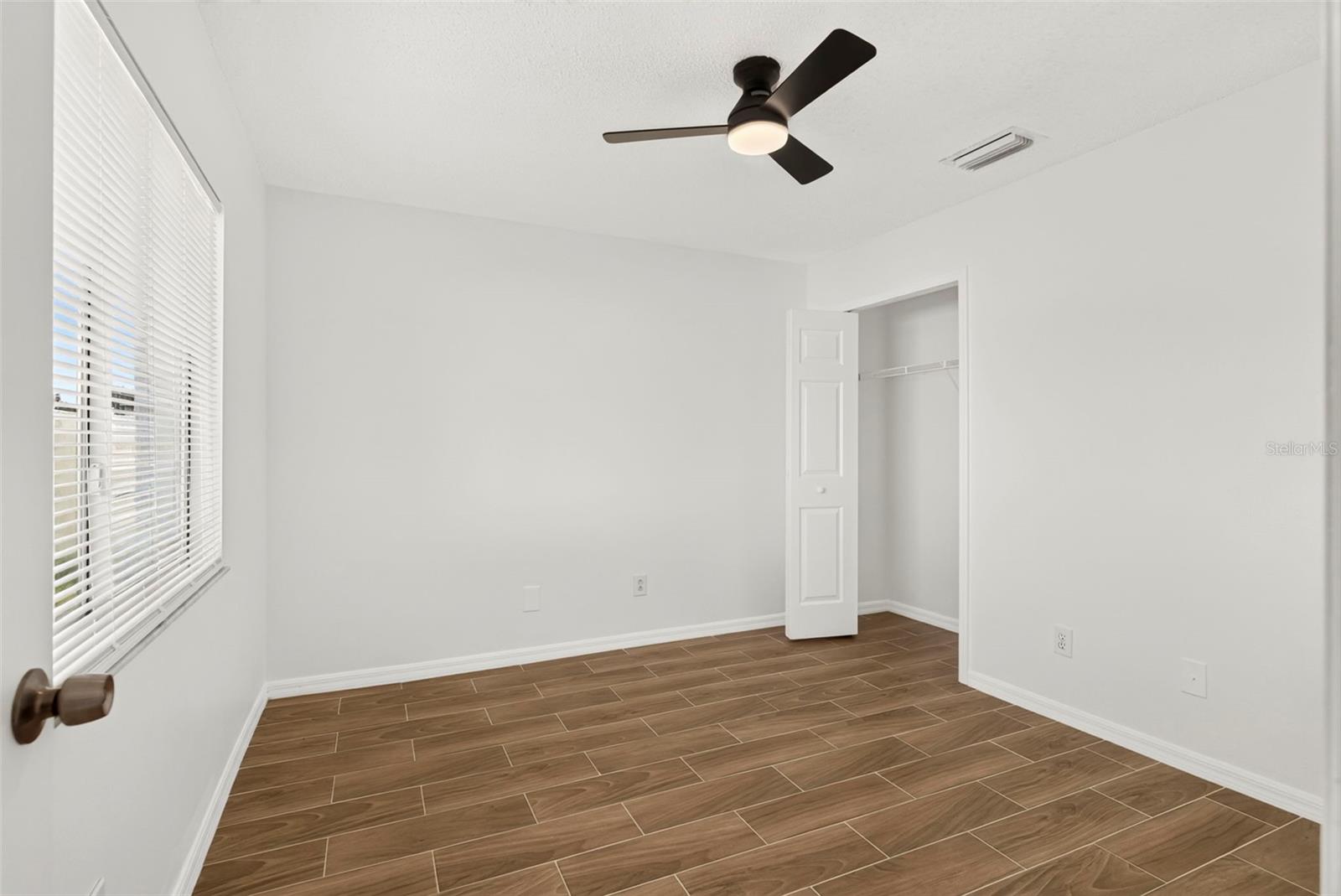 12826 LONGCREST DR — photo 27