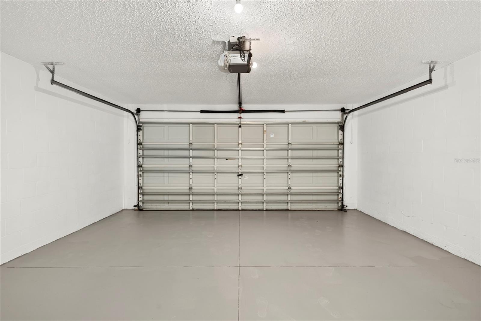 12826 LONGCREST DR — photo 34