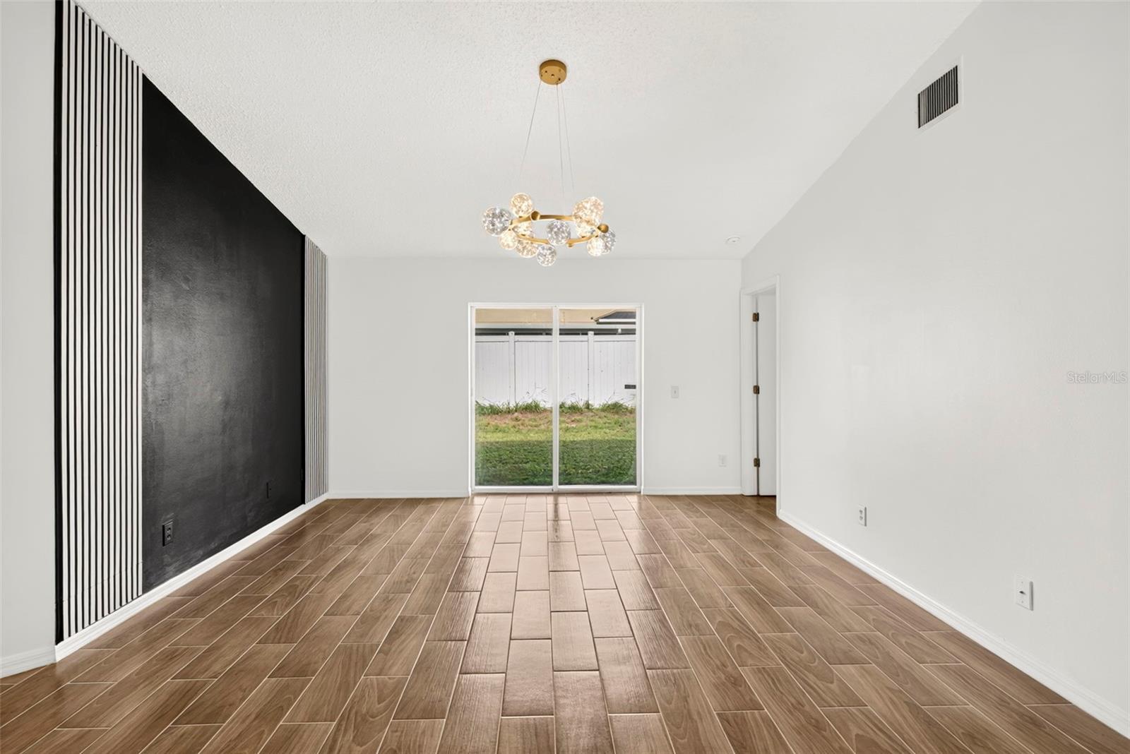 12826 LONGCREST DR — photo 14