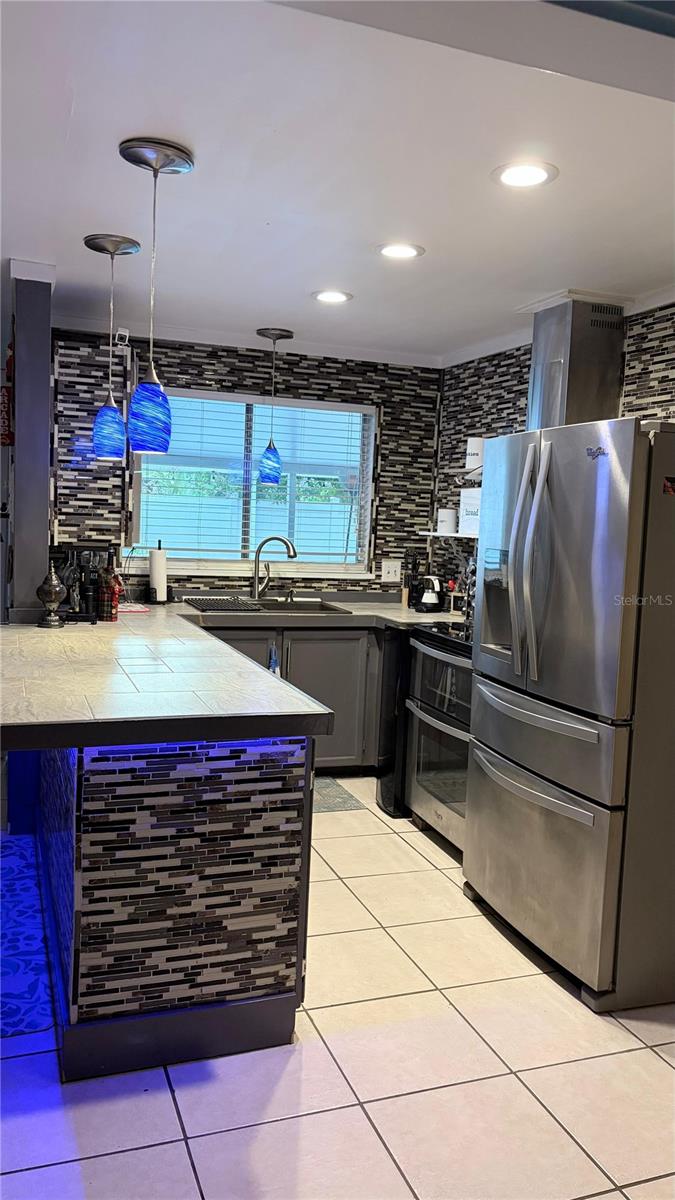 4142 YELLOWWOOD DR — photo 36