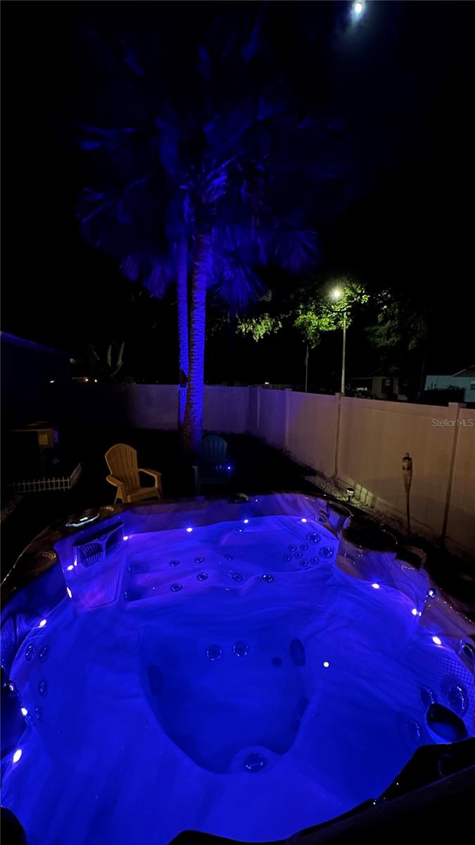 4142 YELLOWWOOD DR — photo 19