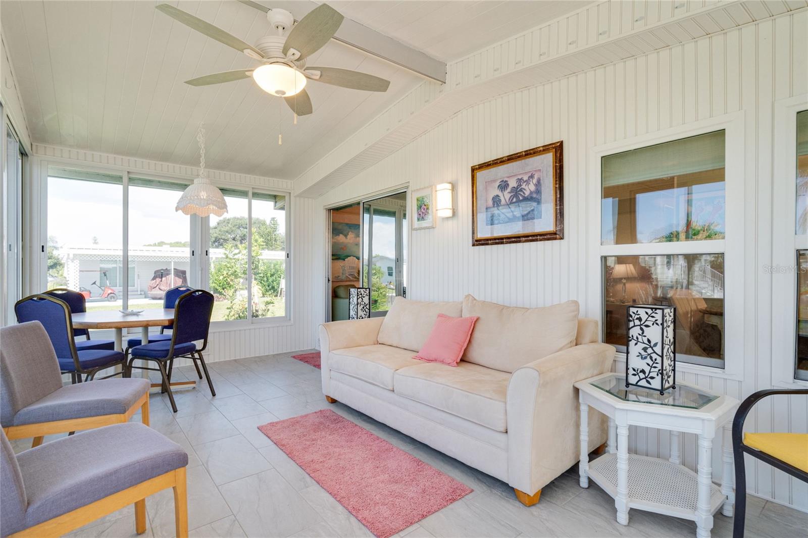700 FAIRMOUNT DR — photo 10