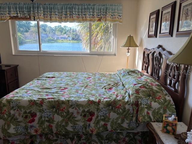 7561 HOLLY LAKE LN — photo 3