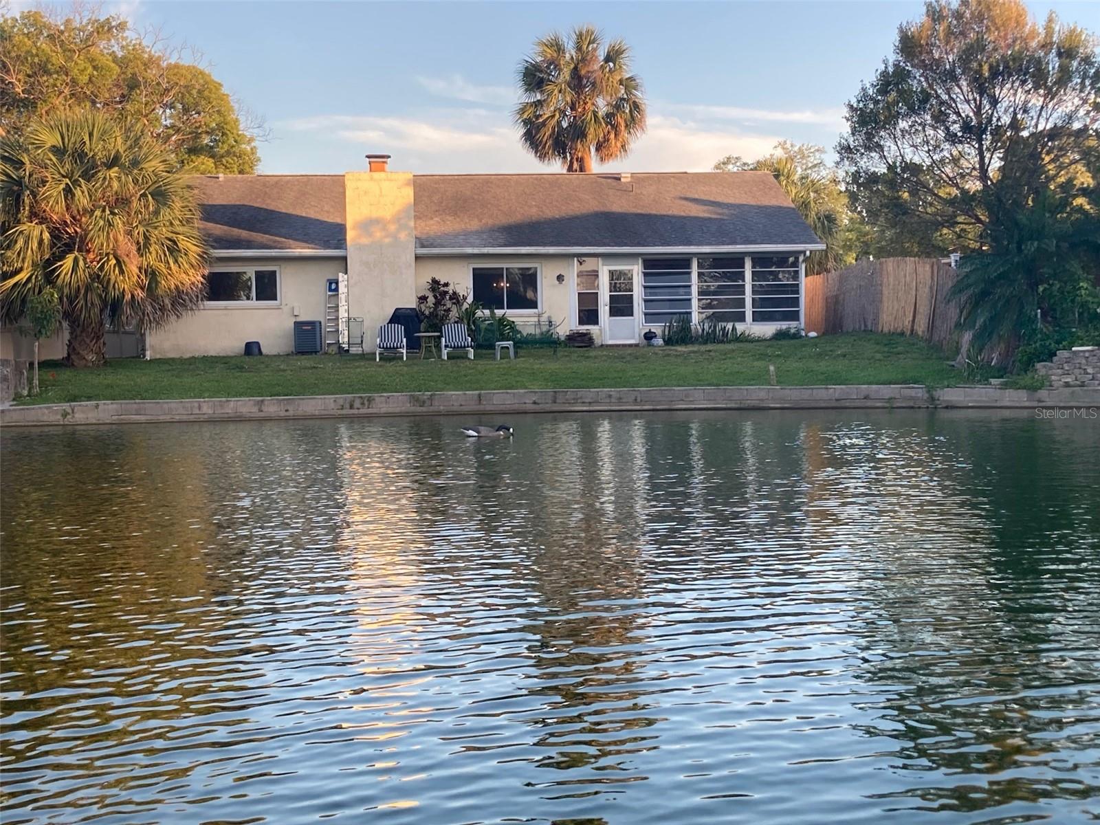 7561 HOLLY LAKE LN — photo 2
