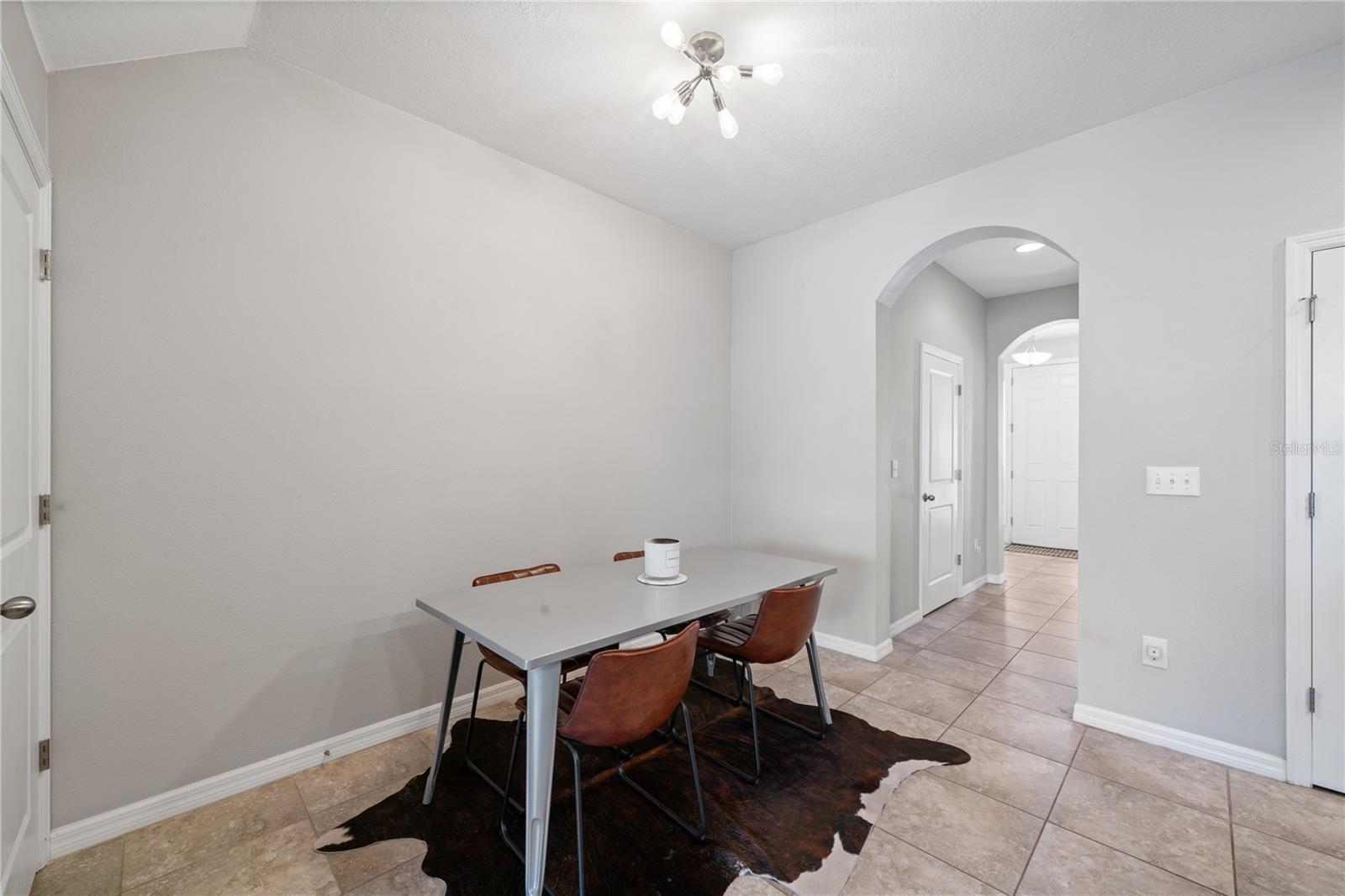4504 SILVER LINING ST — photo 10