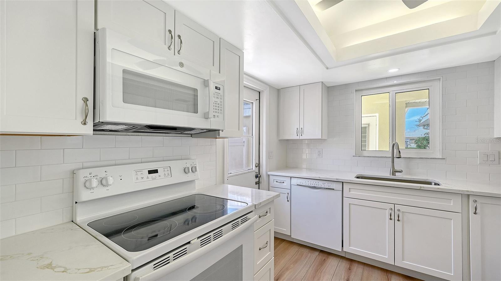 5911 TIDEWOOD AVE #3 — photo 8