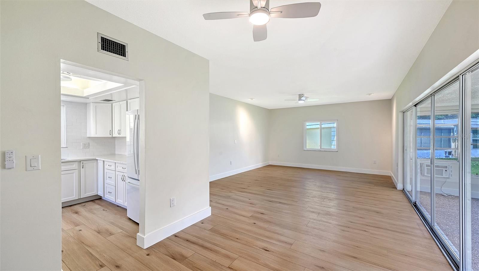 5911 TIDEWOOD AVE #3 — photo 5