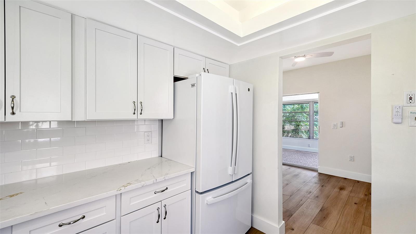 5911 TIDEWOOD AVE #3 — photo 10