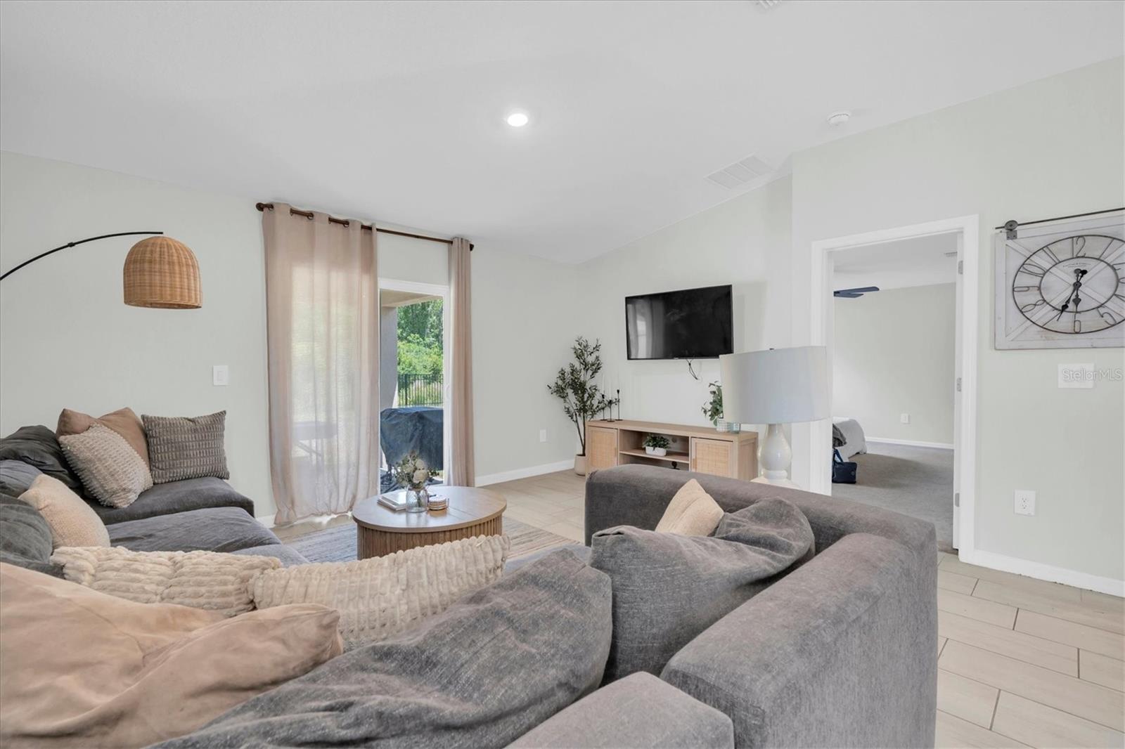 10155 GENTLE RAIN DR — photo 5