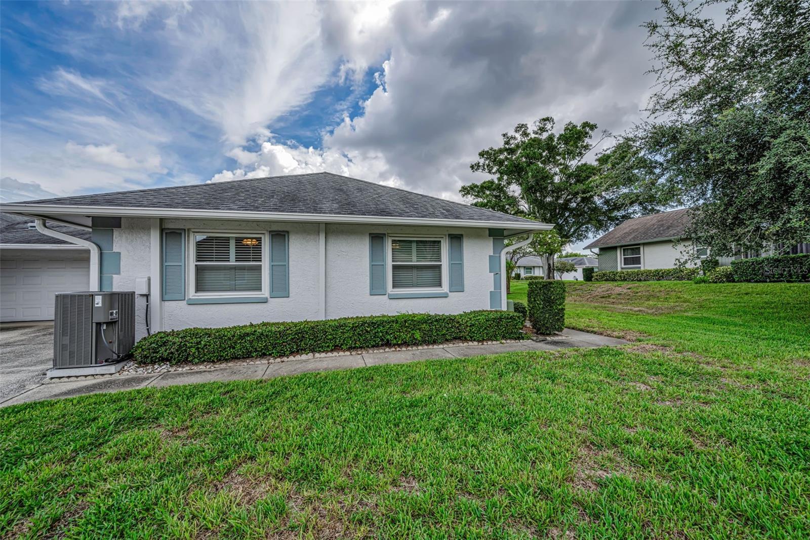 1251 SUTHERLAND CT — photo 4