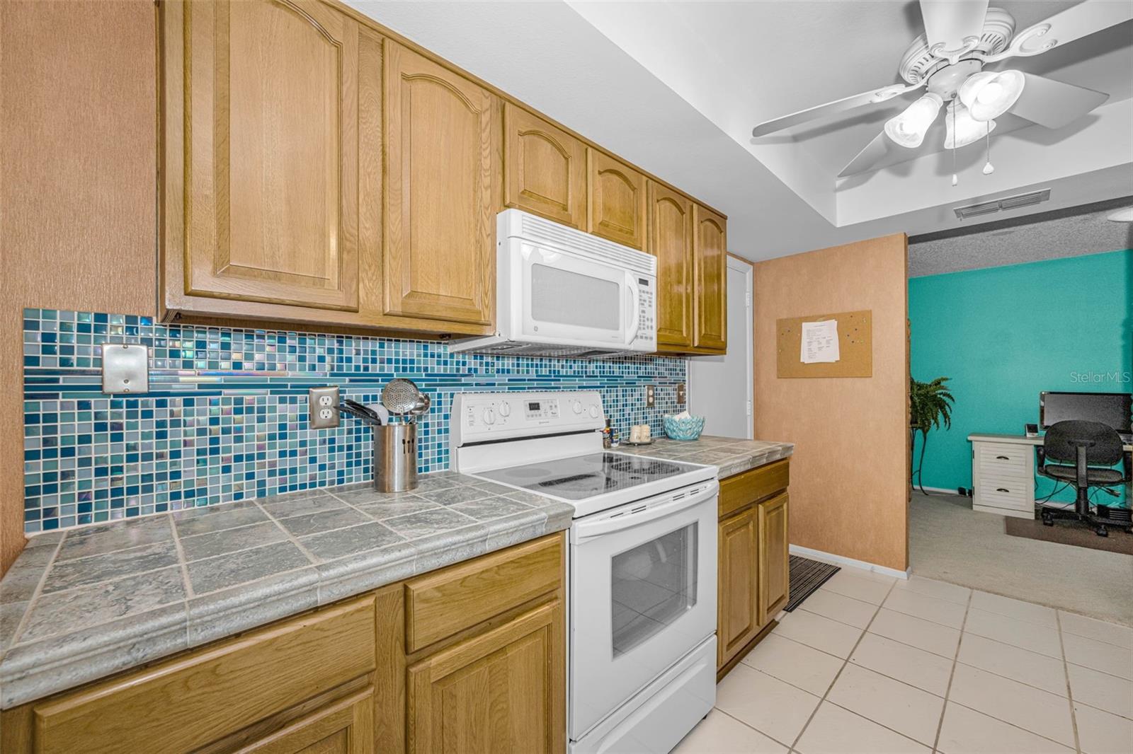 1251 SUTHERLAND CT — photo 15