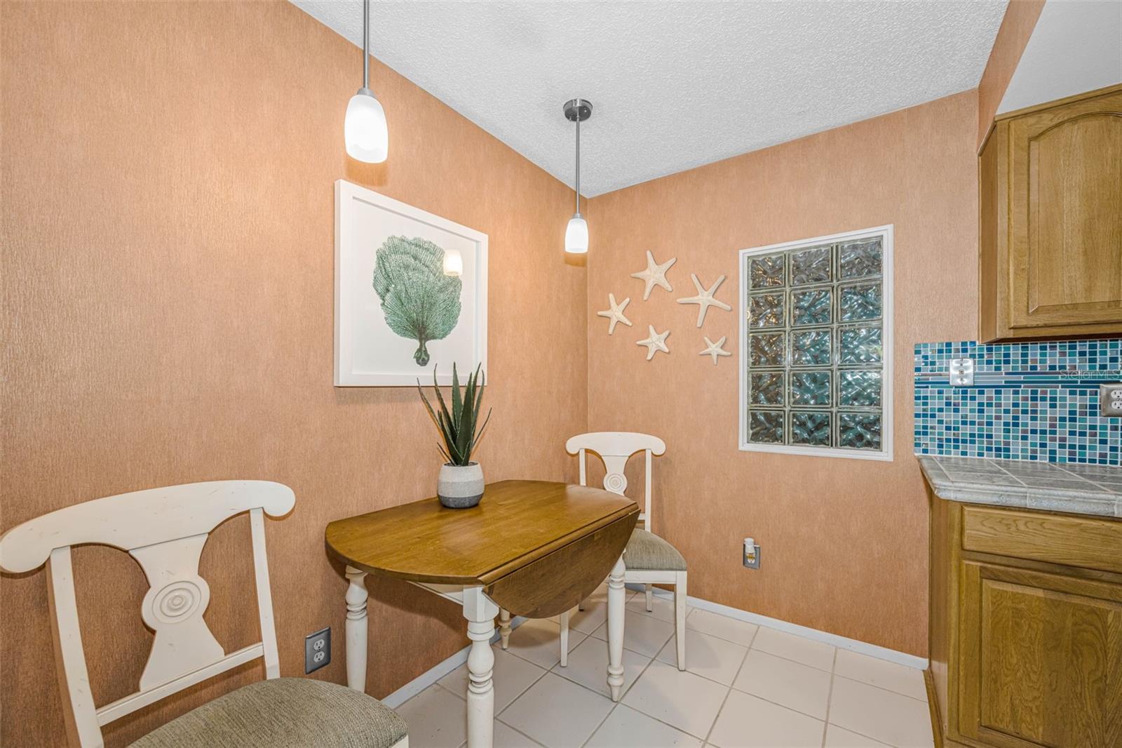 1251 SUTHERLAND CT — photo 20