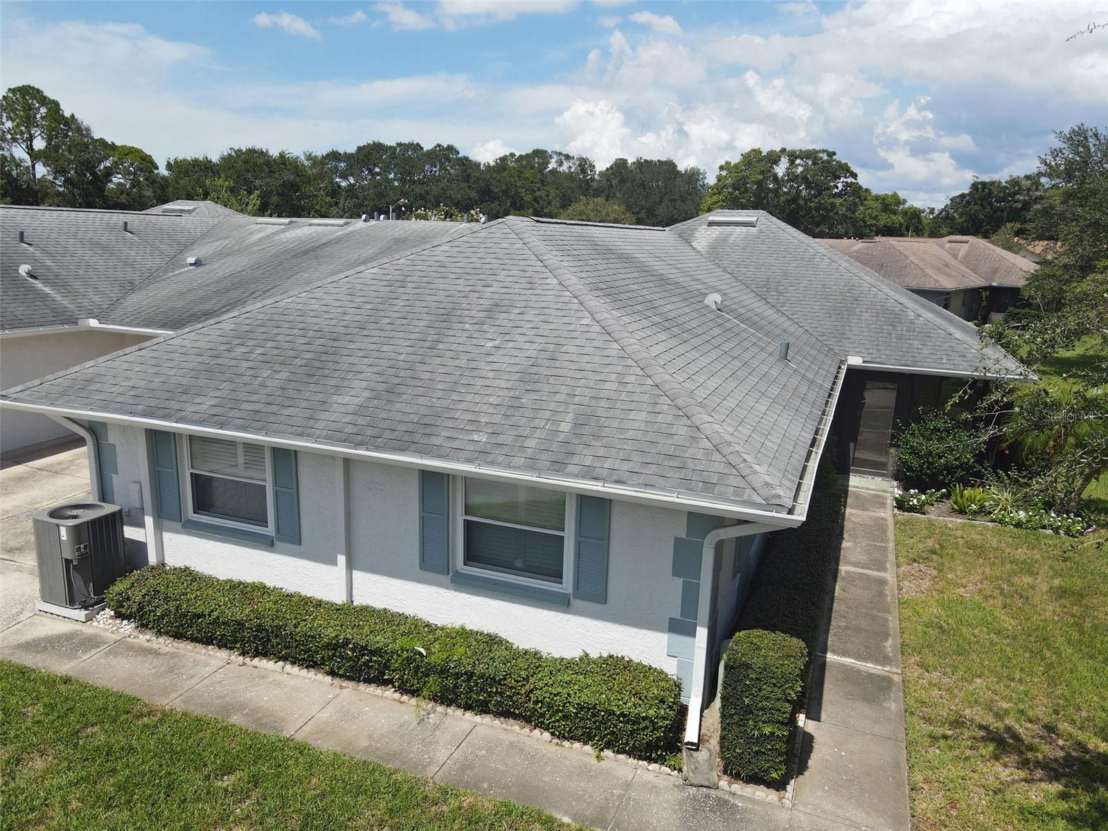 1251 SUTHERLAND CT — photo 48