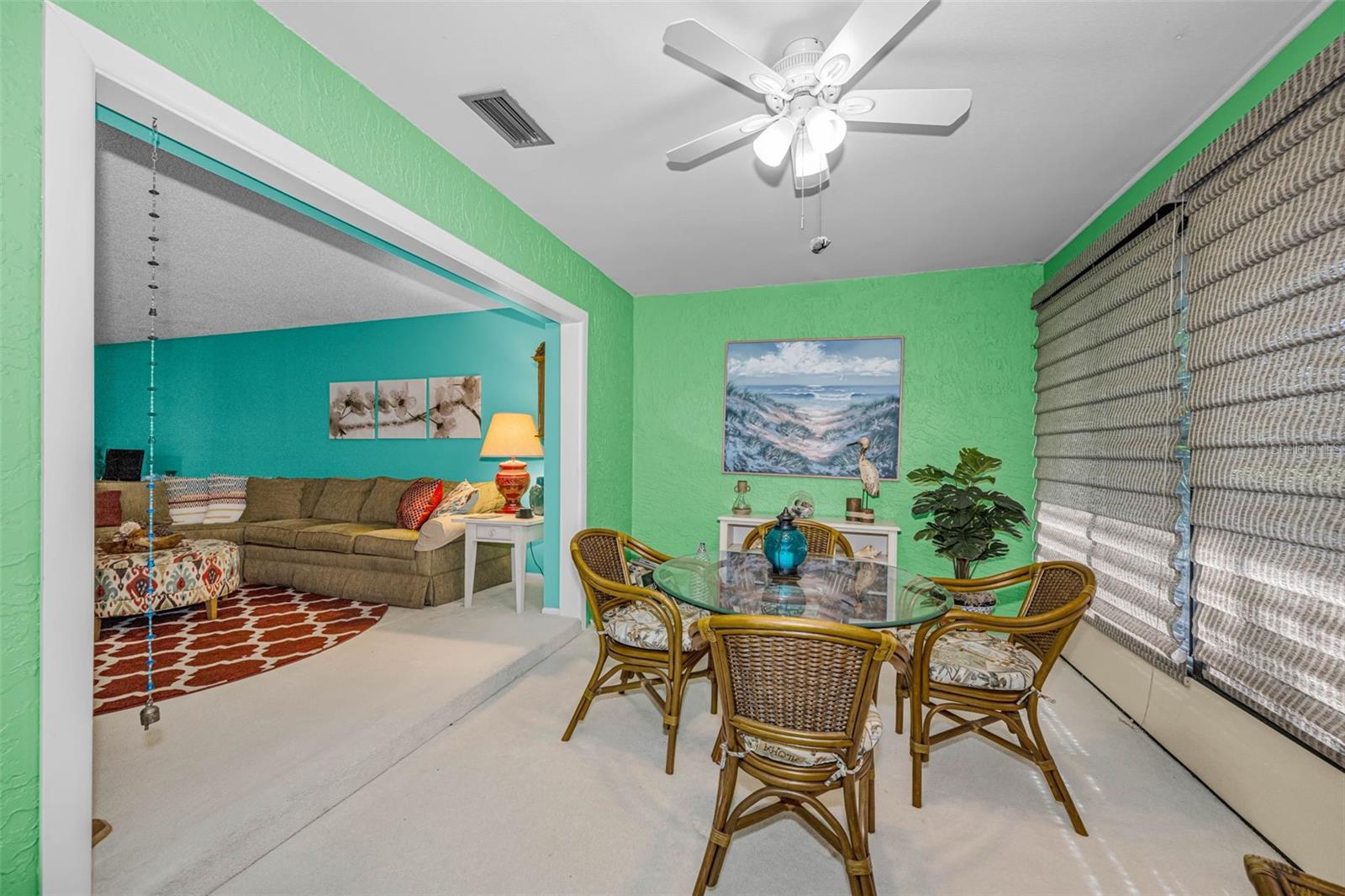 1251 SUTHERLAND CT — photo 33