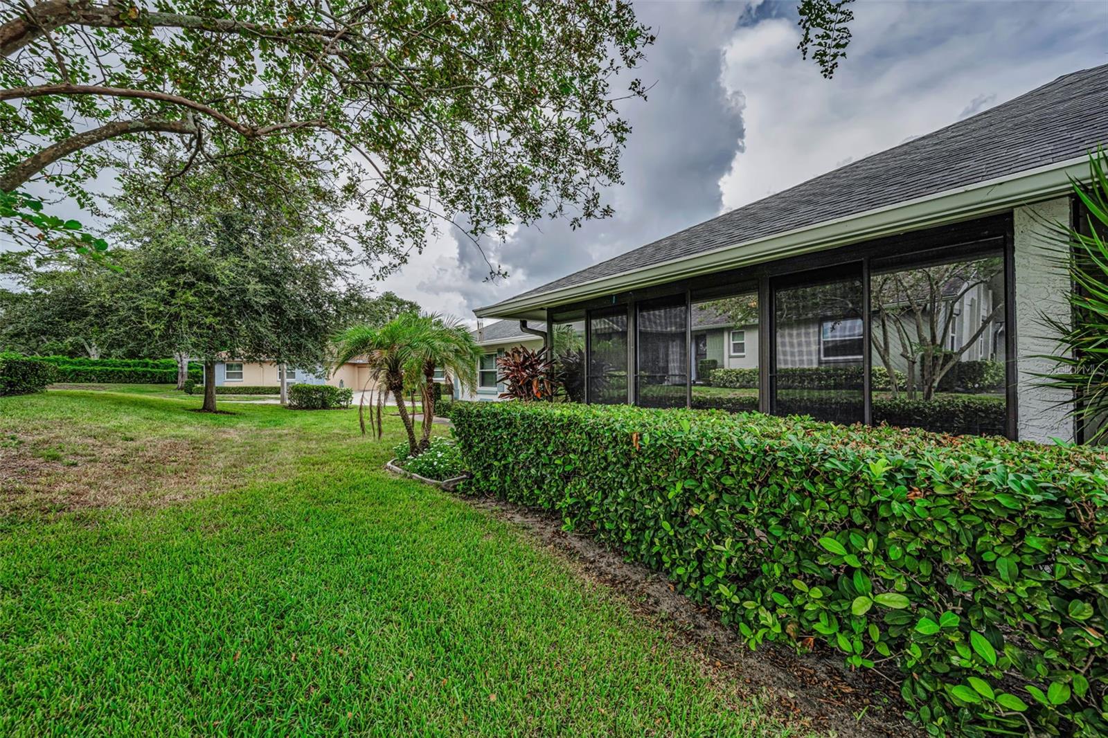 1251 SUTHERLAND CT — photo 3