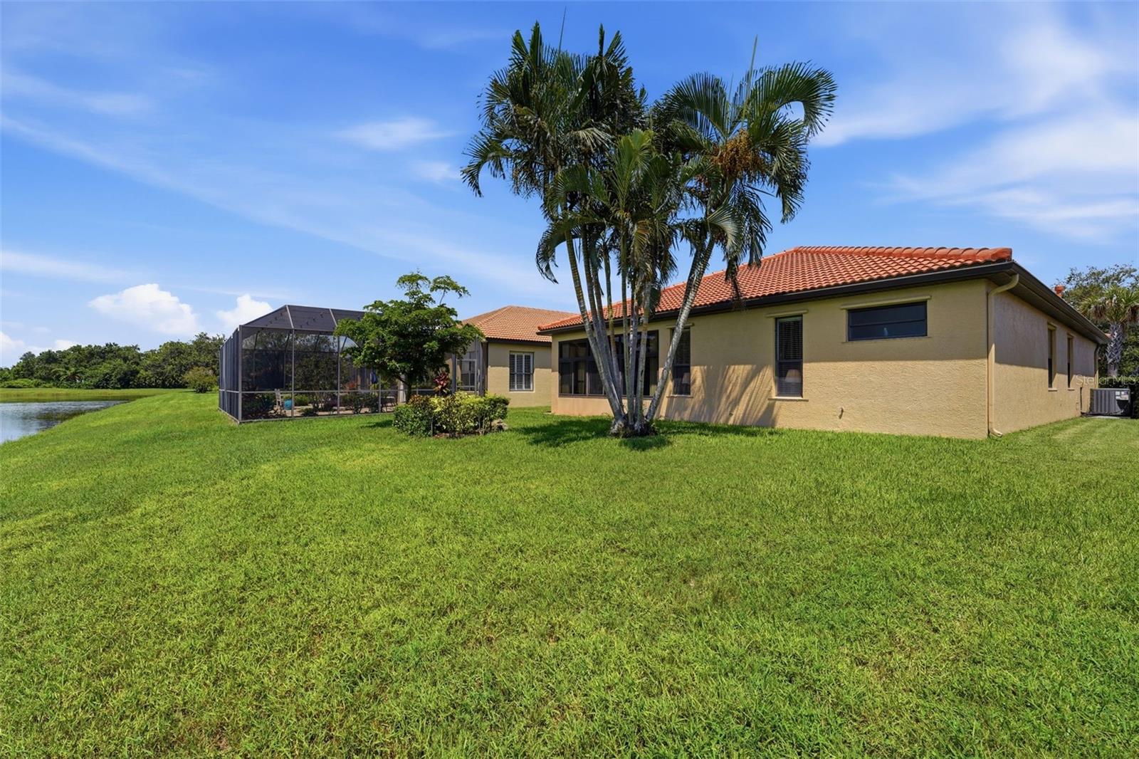 8155 STIRLING FALLS CIR — photo 33