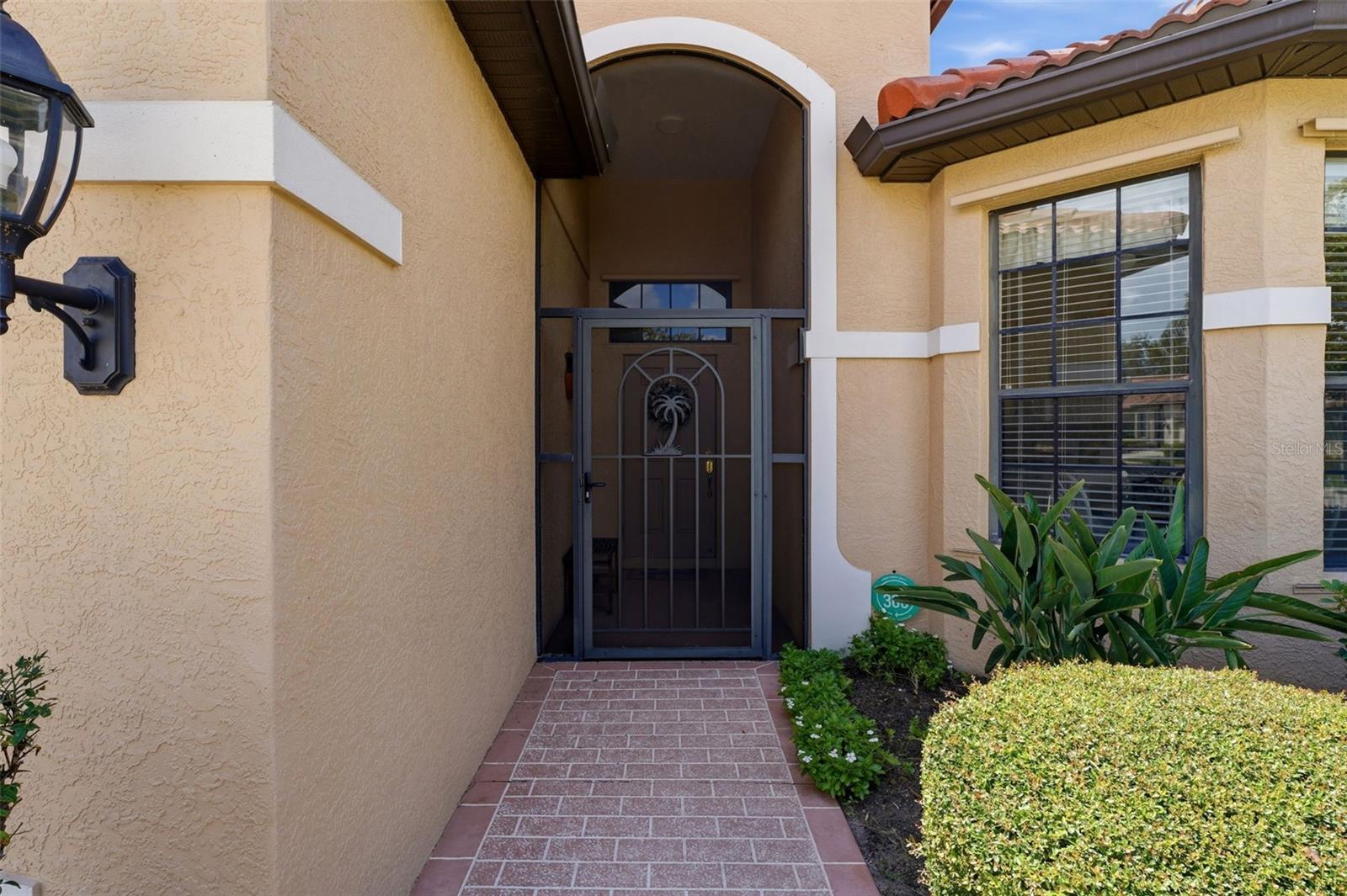 8155 STIRLING FALLS CIR — photo 3