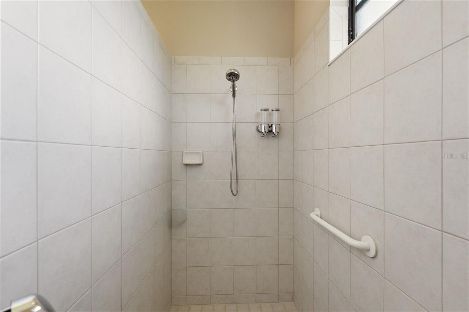 8155 STIRLING FALLS CIR — photo 21
