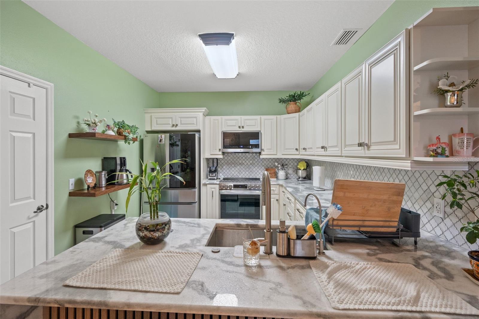 6444 ASHVILLE DR — photo 14