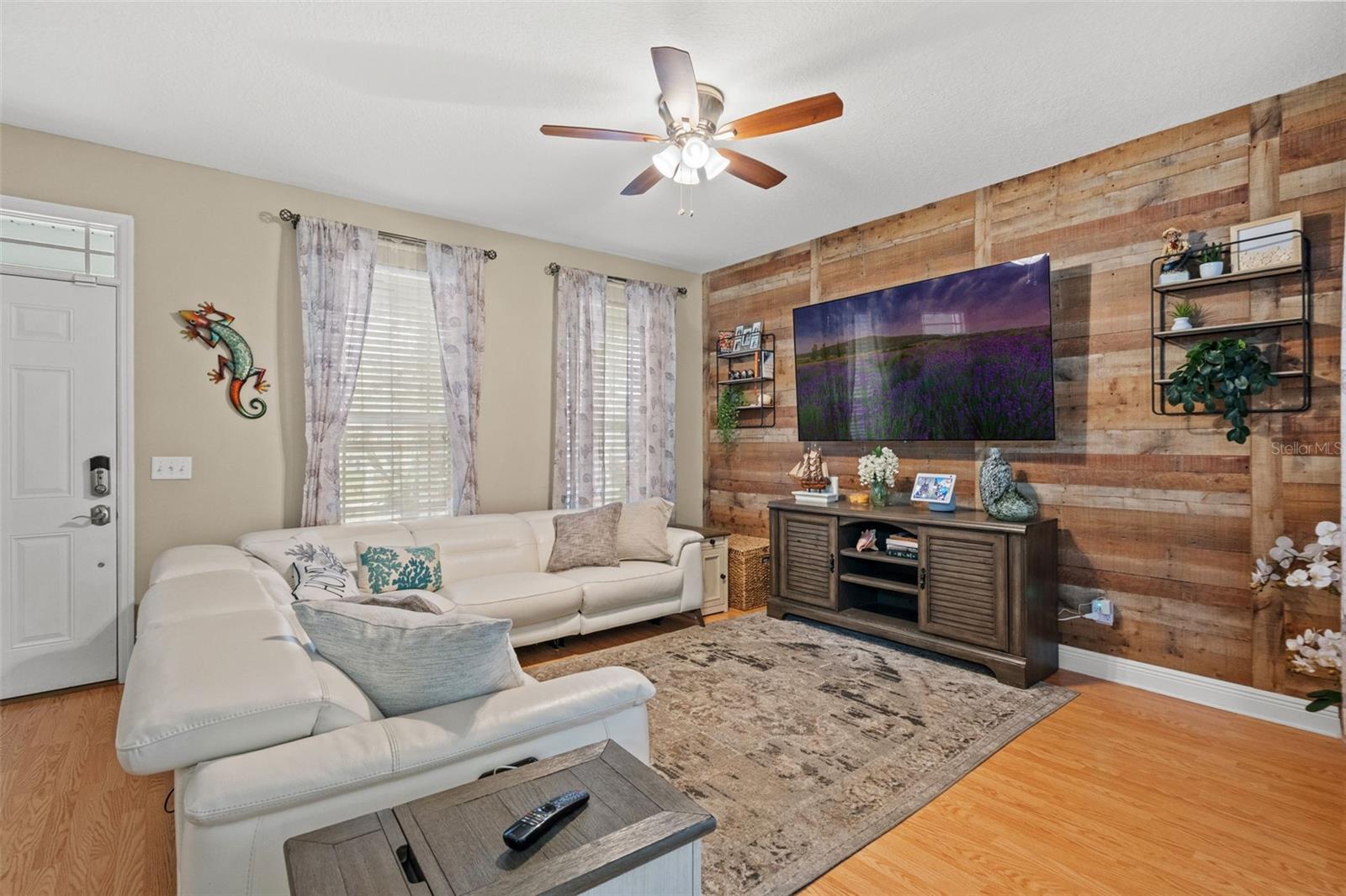 6444 ASHVILLE DR — photo 8