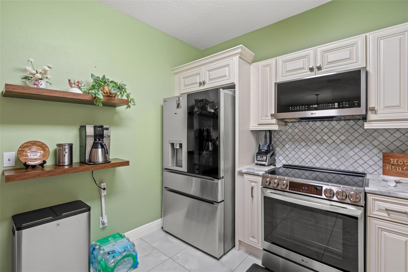 6444 ASHVILLE DR — photo 17