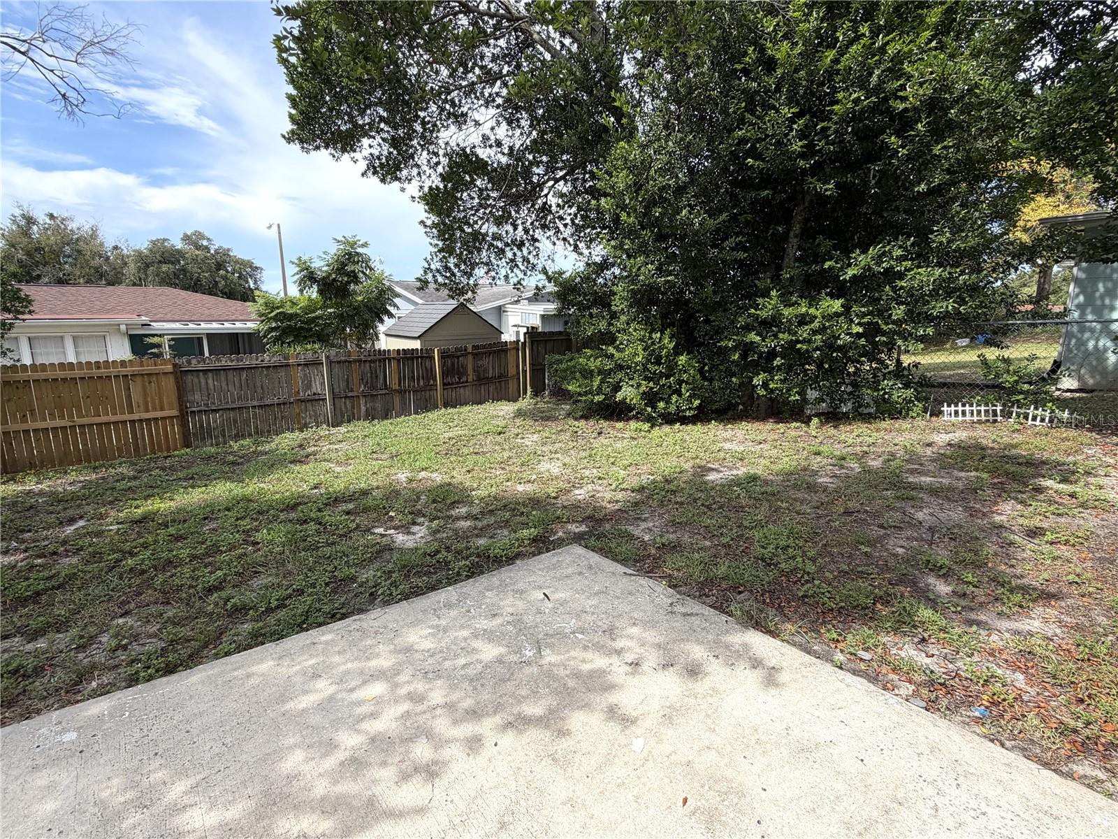 9831 RAINBOW LN — photo 23