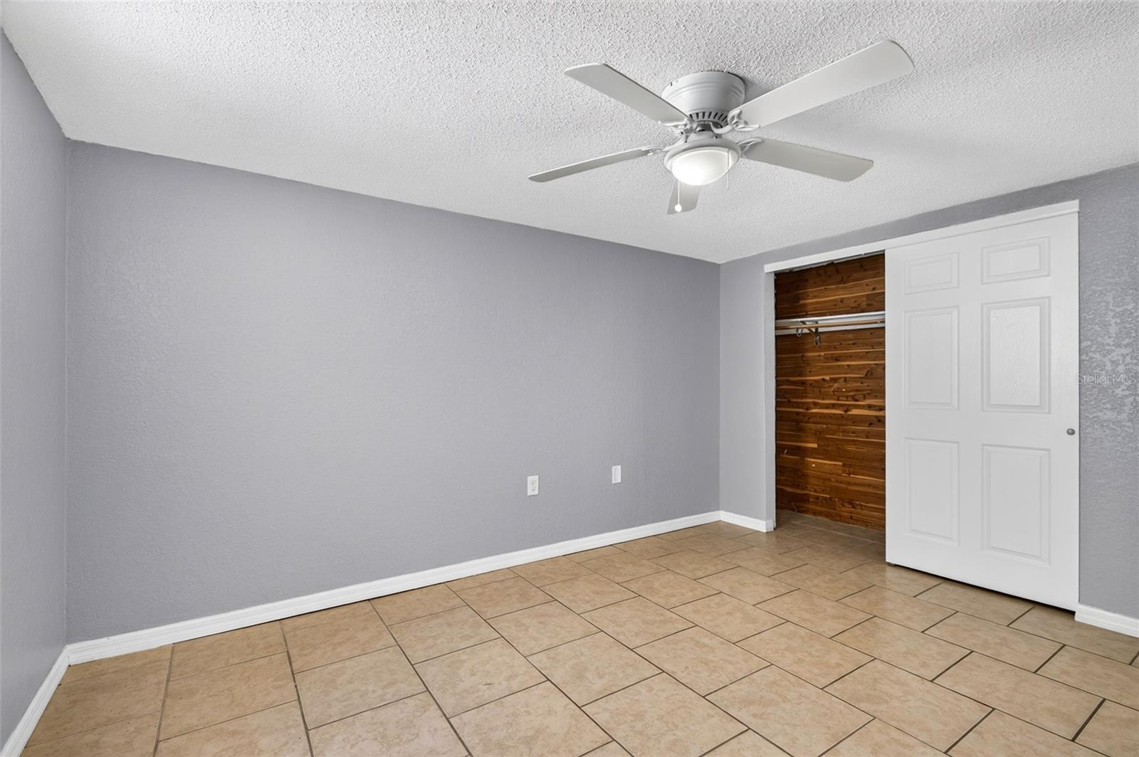 9831 RAINBOW LN — photo 15