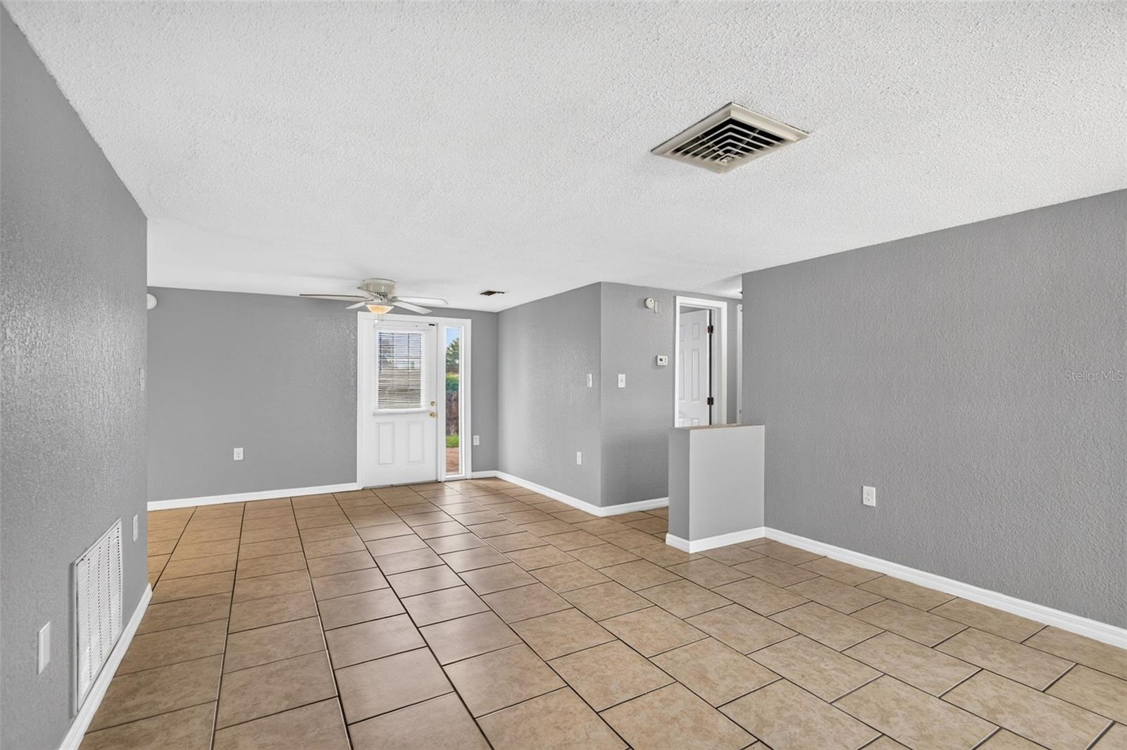 9831 RAINBOW LN — photo 10