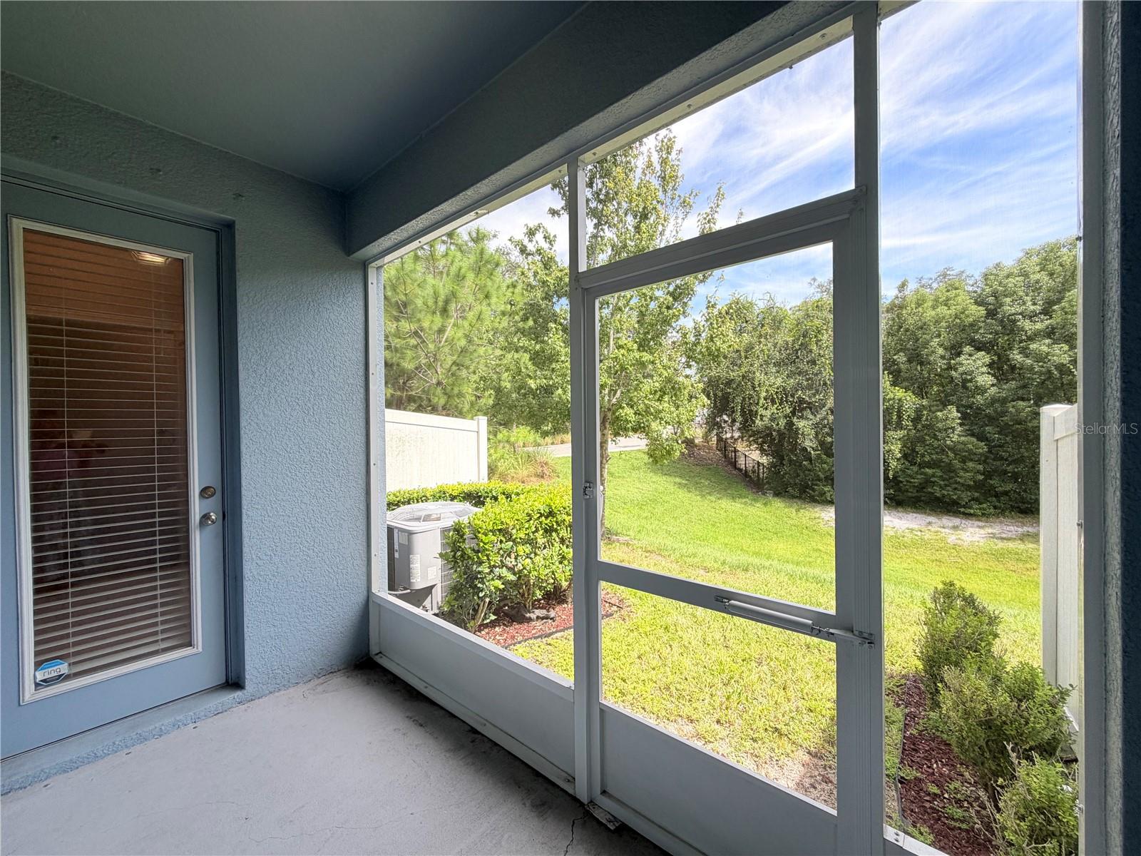 6824 CITRUS CREEK LN — photo 17