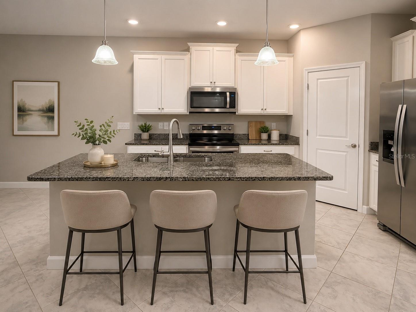 6824 CITRUS CREEK LN — photo 3