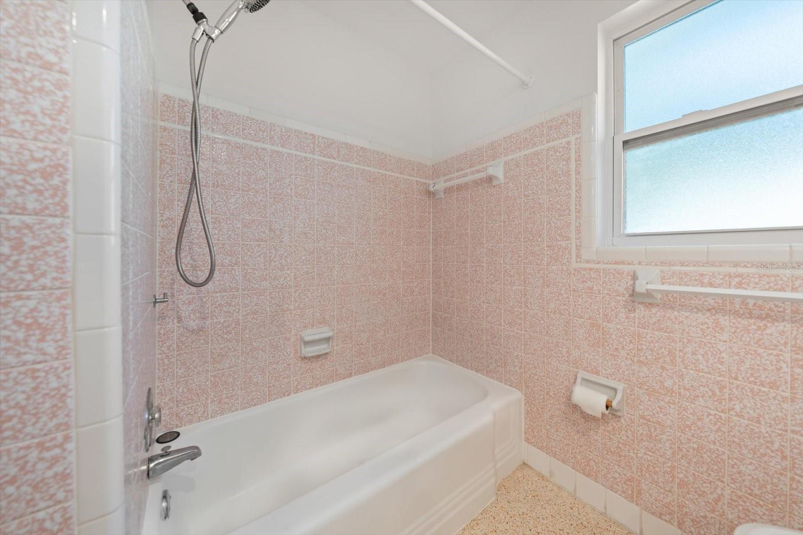 1690 PINEHURST RD — photo 12