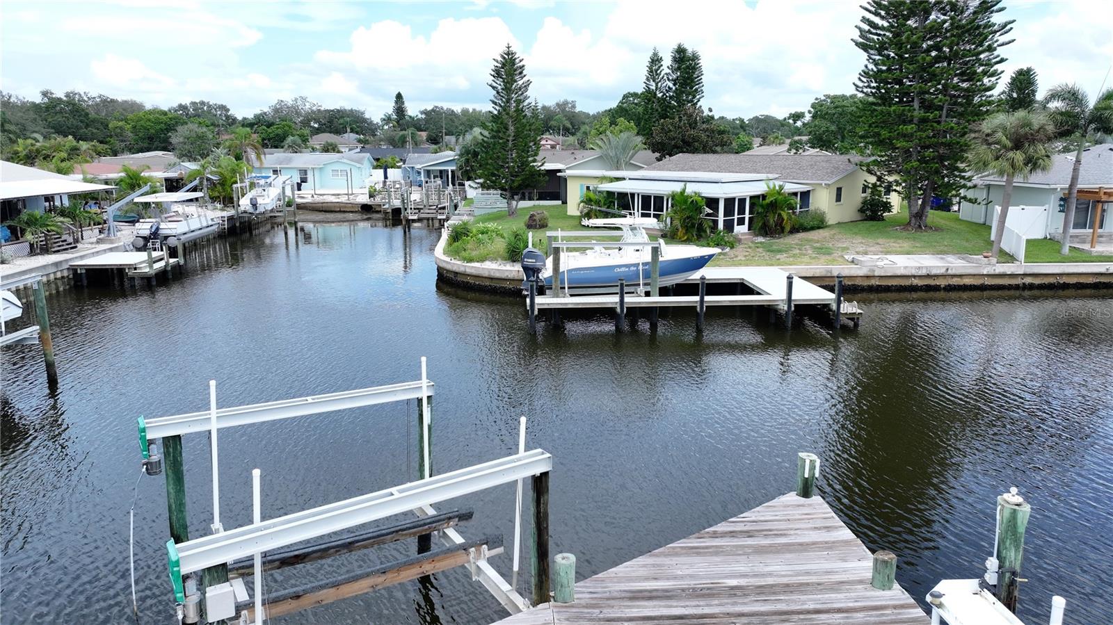 303 MORNINGSIDE DR — photo 14