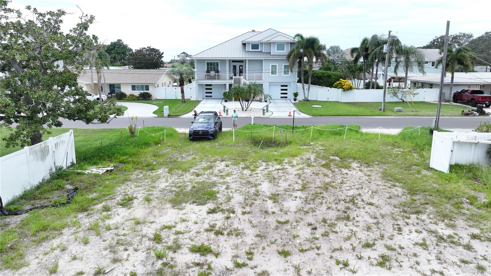 303 MORNINGSIDE DR — photo 12