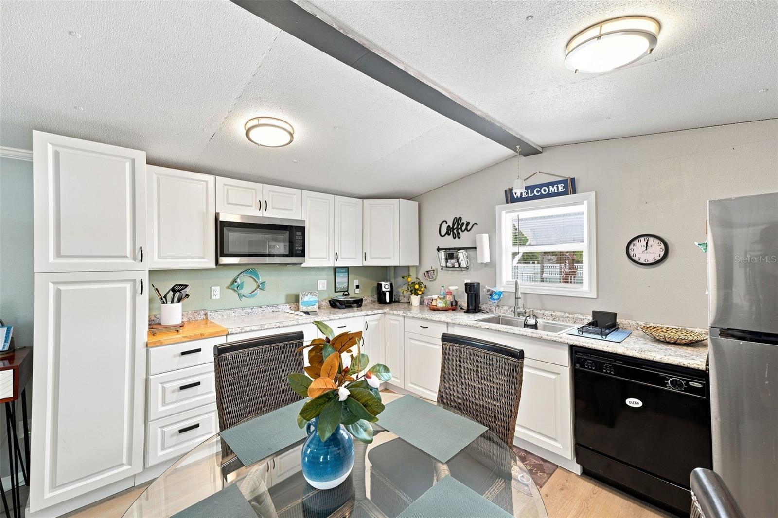 6819 HERON LN — photo 11