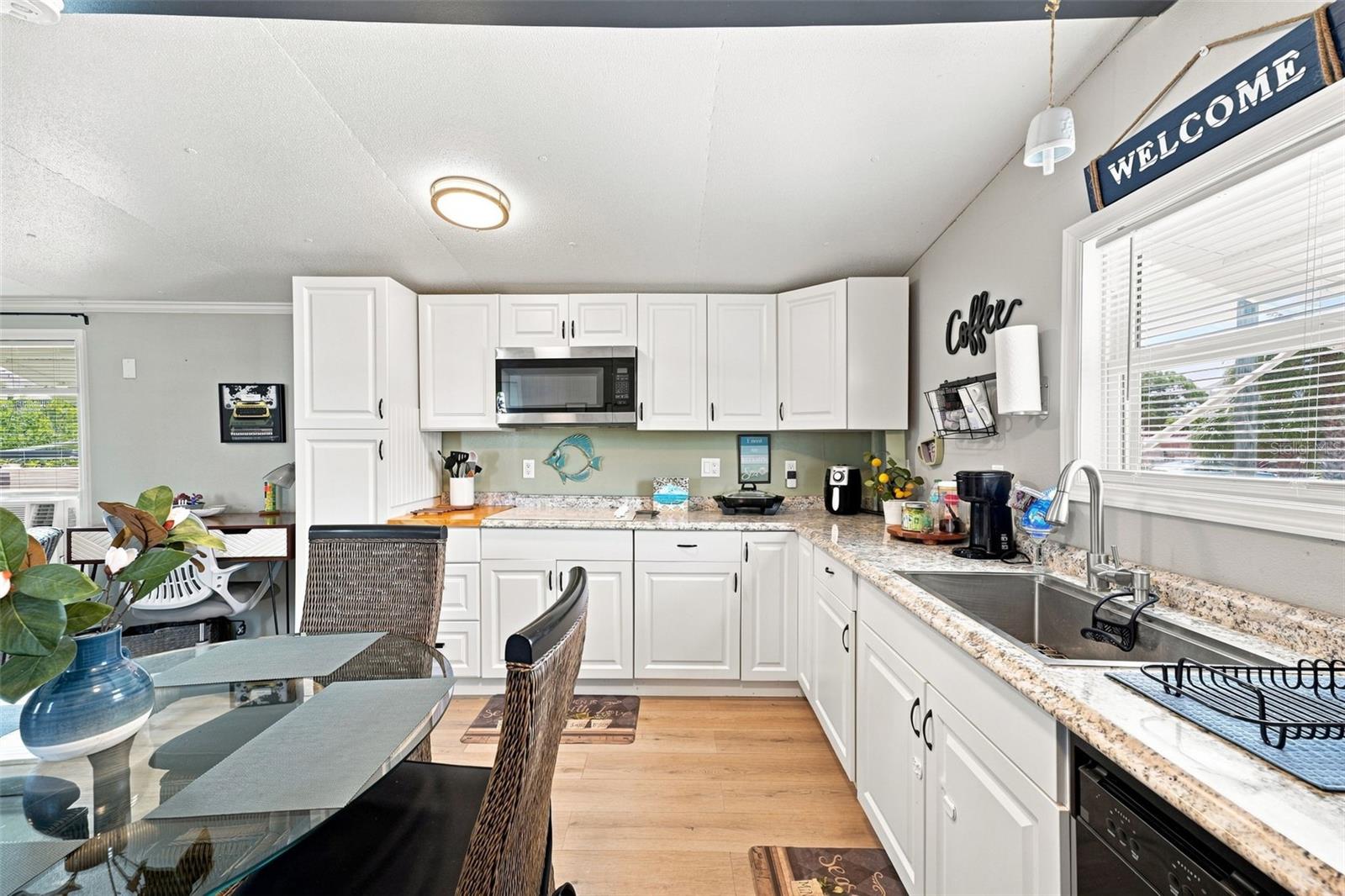 6819 HERON LN — photo 3