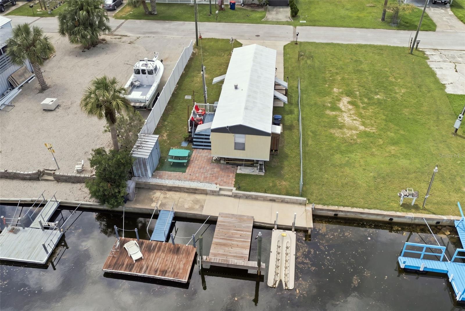 6819 HERON LN — photo 38