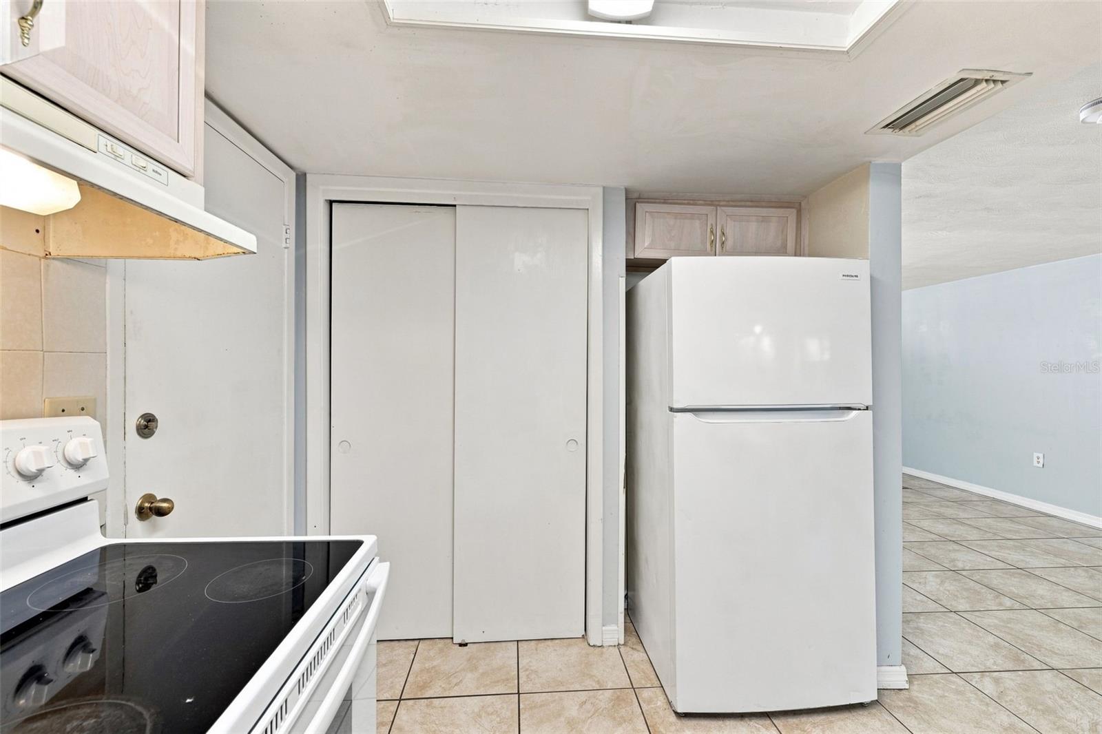 3431 OVERLAND DR — photo 12