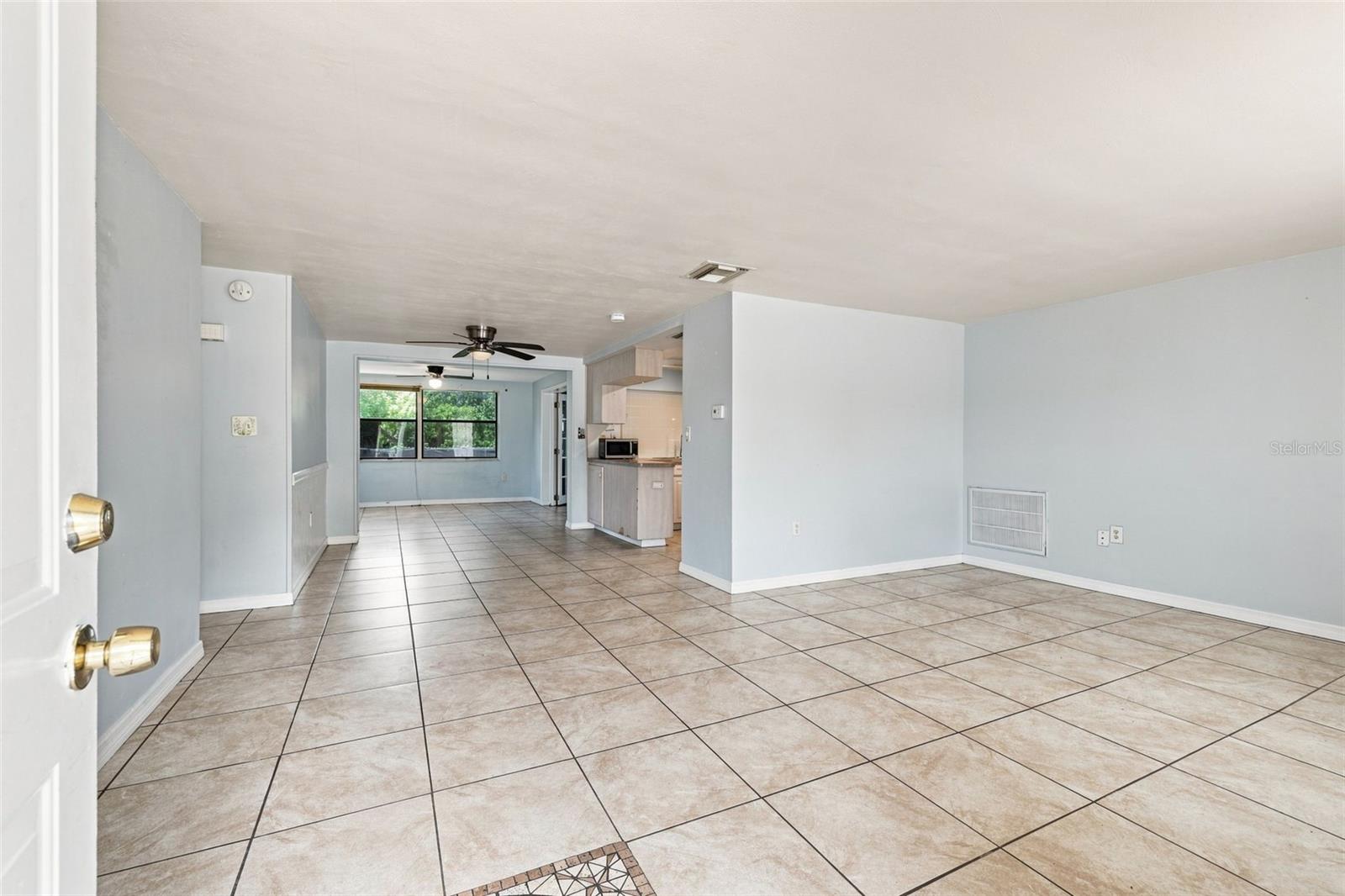 3431 OVERLAND DR — photo 4
