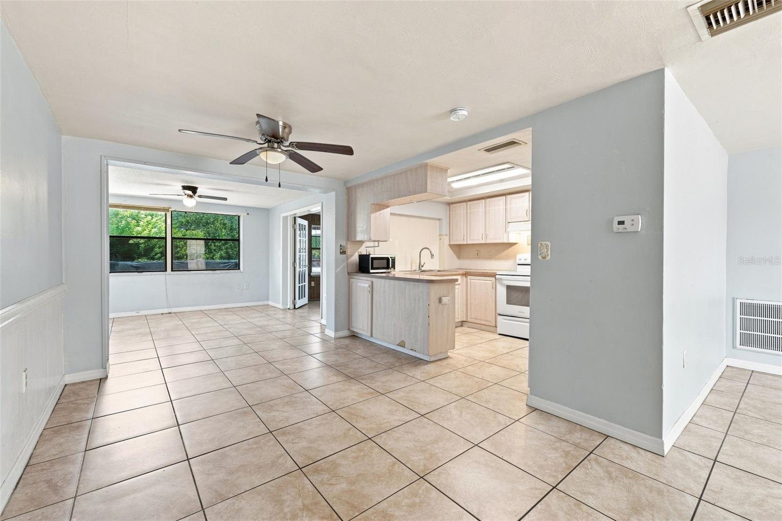 3431 OVERLAND DR — photo 7