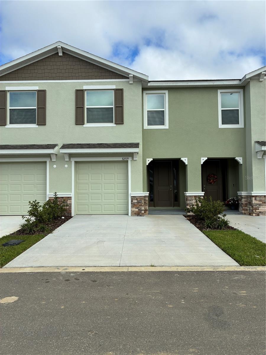 32519 MIDSUMMER NIGHT LN — photo 34