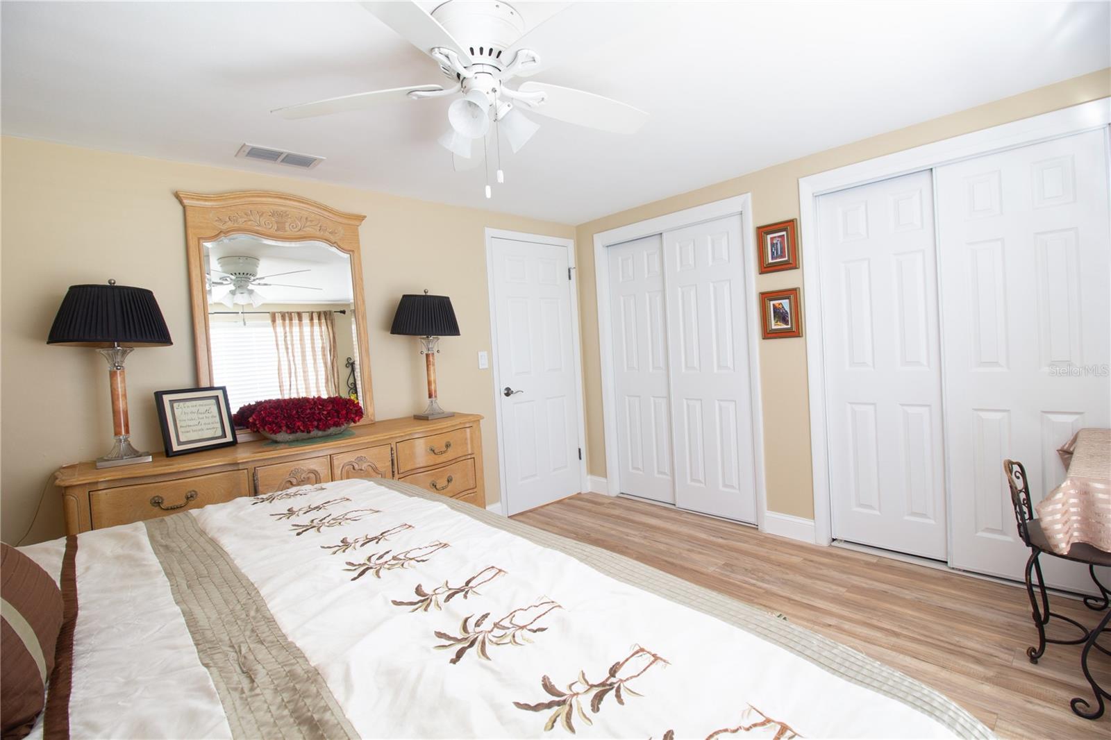 4333 NEWBURY DR — photo 11