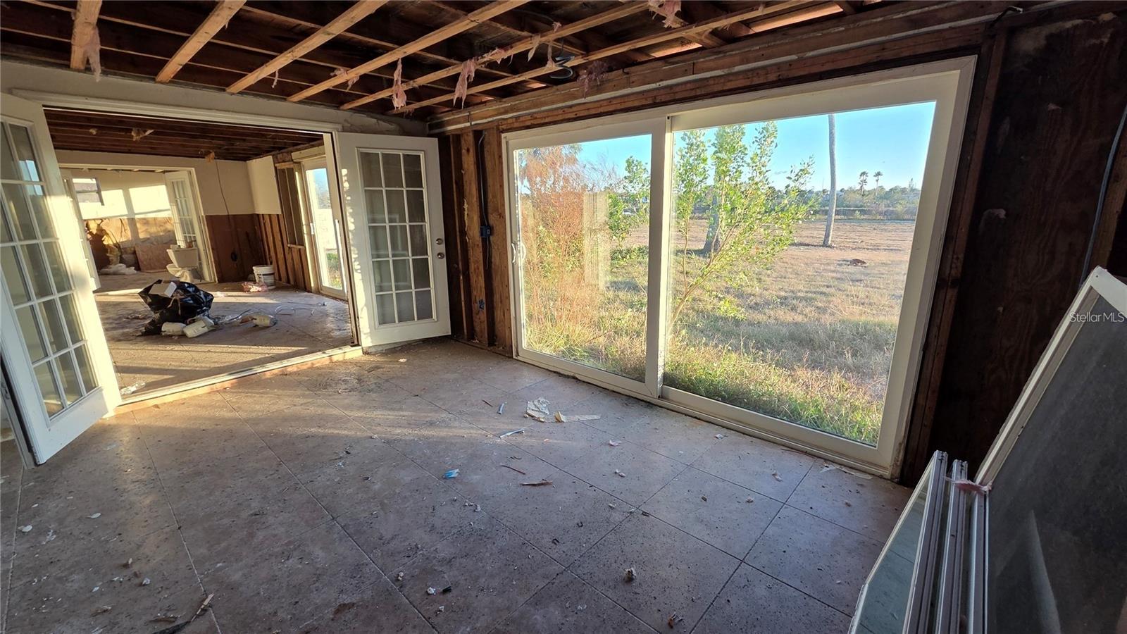 4020 HEADSAIL DR — photo 32